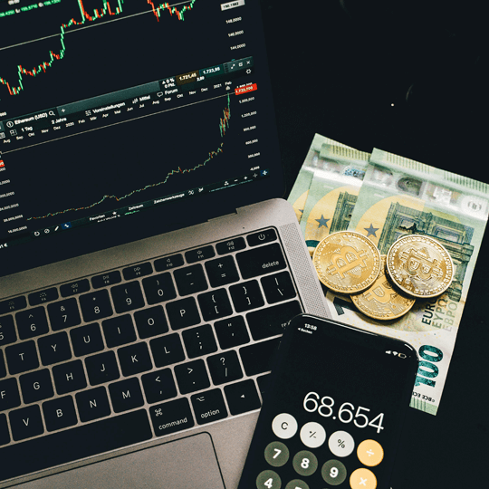 Riche Gestoire équipe d'experts en investissement cryptographique